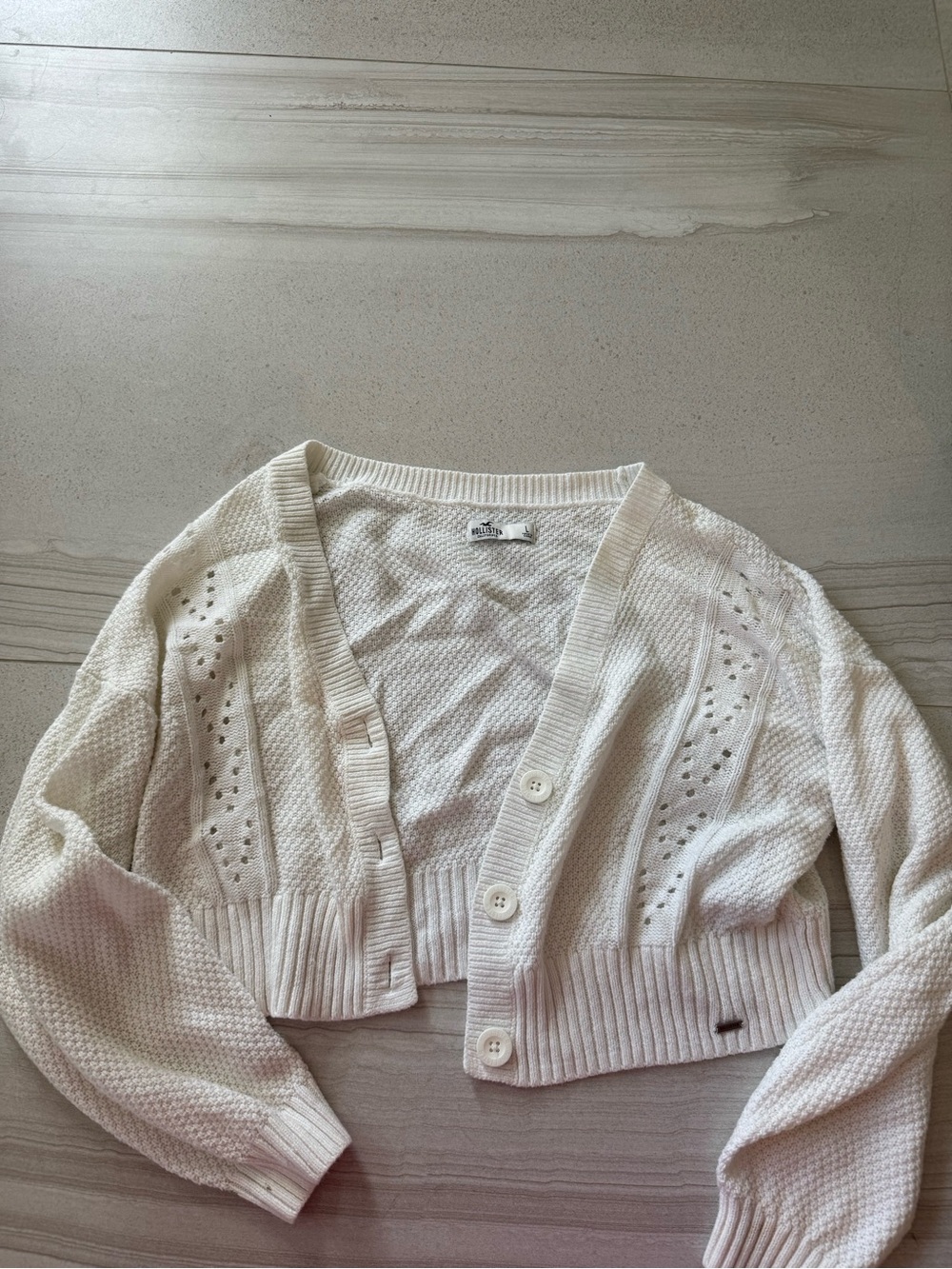 Hollister Cream Cropped Knit Button-Front Cardigan